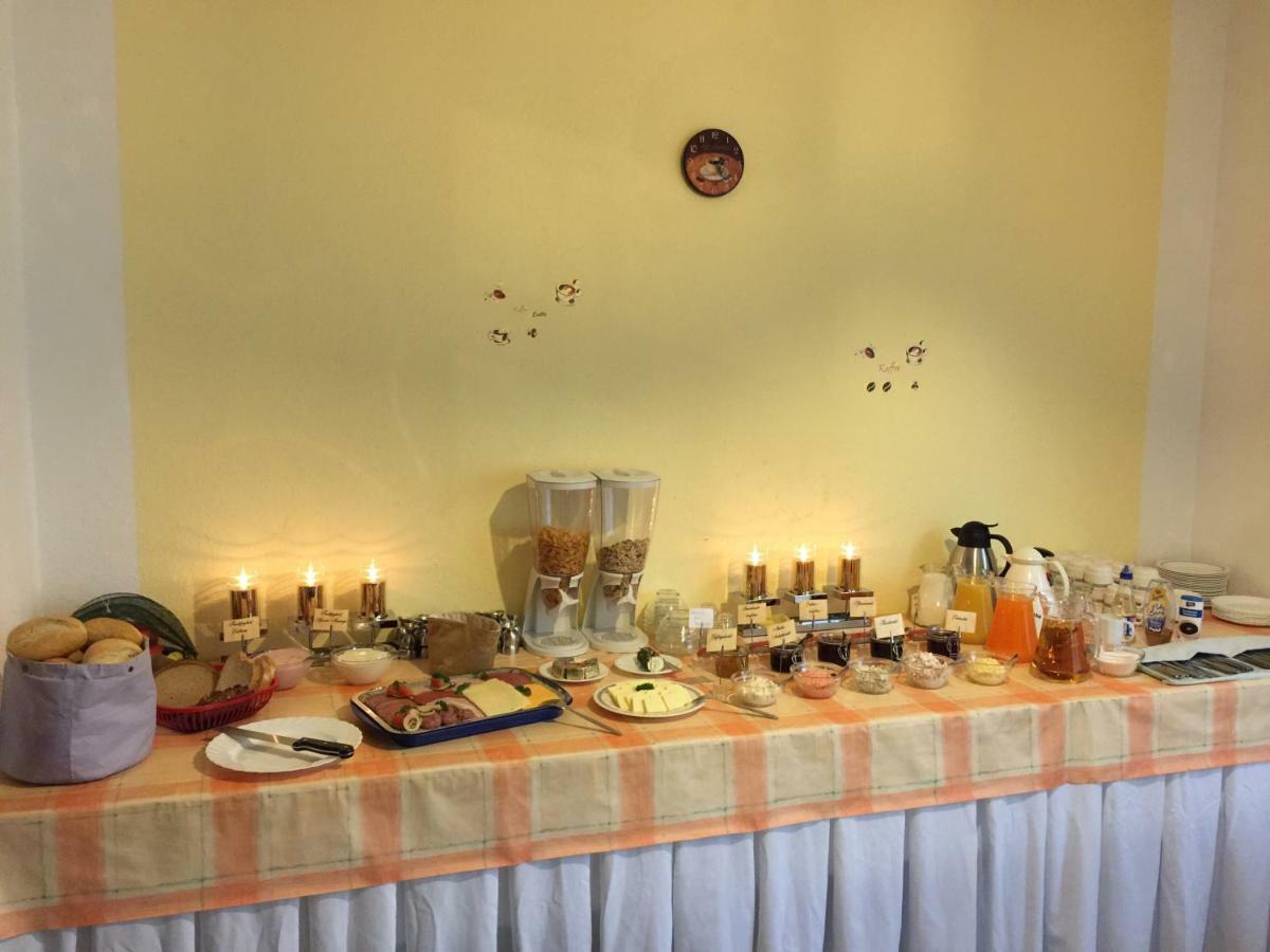 Pension & Gasthof Storchennest Gross Quassow Luaran gambar