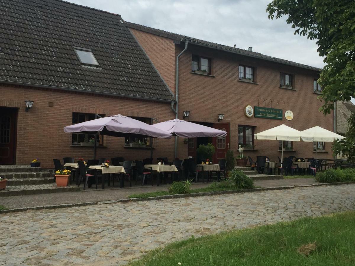 Pension & Gasthof Storchennest Gross Quassow Luaran gambar